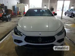 2022 Maserati Ghibli Modena Q4