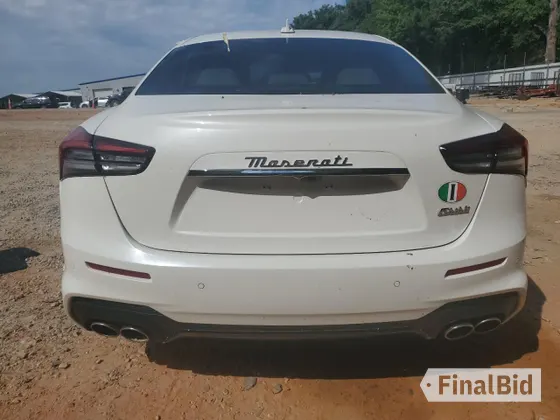 2022 Maserati Ghibli Modena