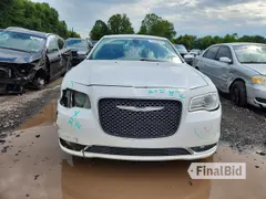 2016 Chrysler 300 C