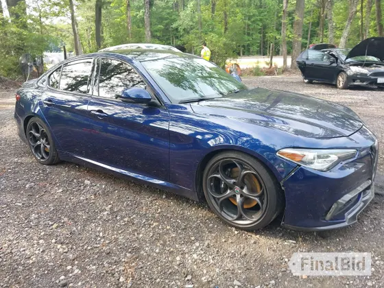 2019 Alfa Romeo Giulia Ti Sport