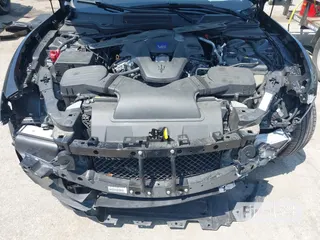 2022 Maserati Ghibli Modena Q4