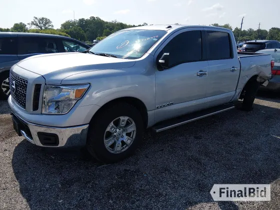 2019 Nissan Titan SV