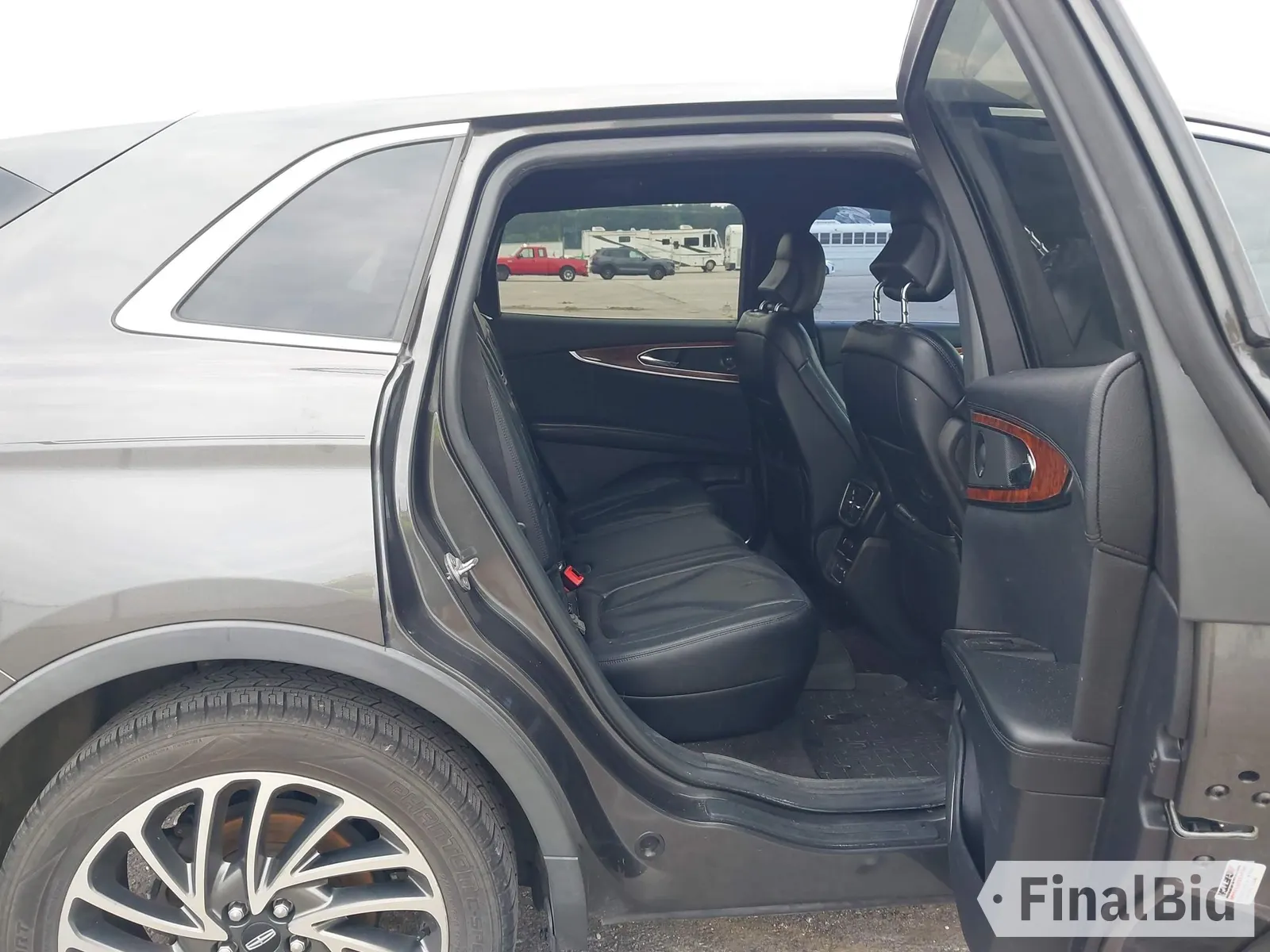 2019 Lincoln Nautilus Reserve