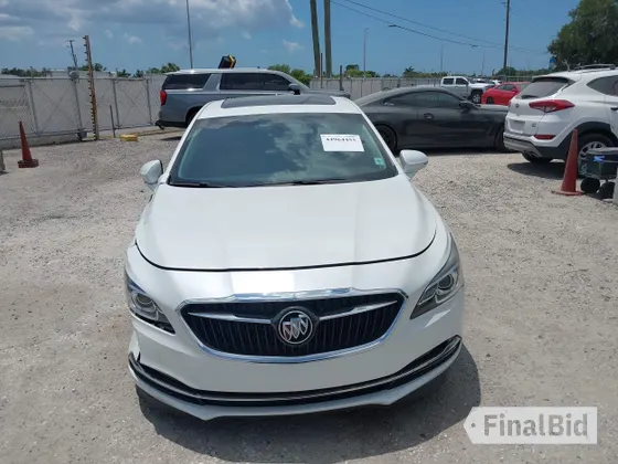 2017 Buick LaCrosse Essence