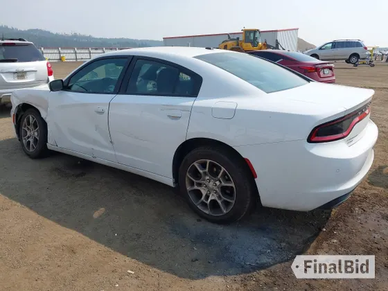 2015 Dodge Charger SE