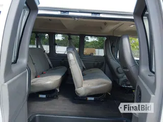 2020 Chevrolet Express Passenger LT