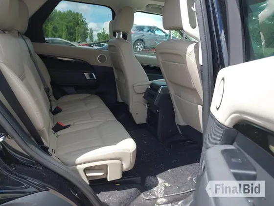 2020 Land Rover Discovery SE
