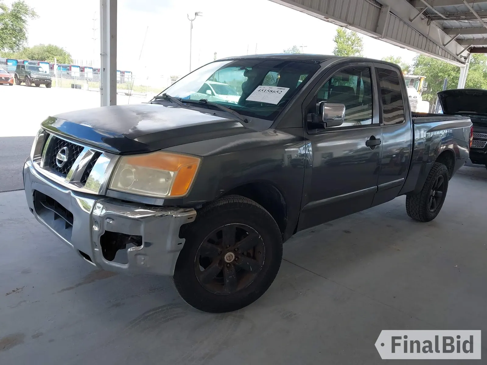 2009 Nissan Titan SE