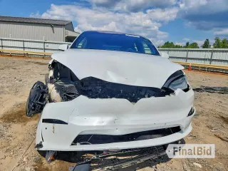 2022 Tesla Model X Plaid
