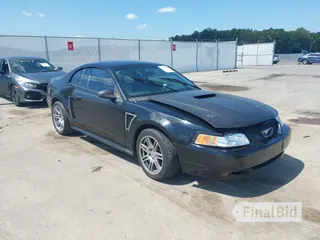 2001 Ford Mustang GT Deluxe