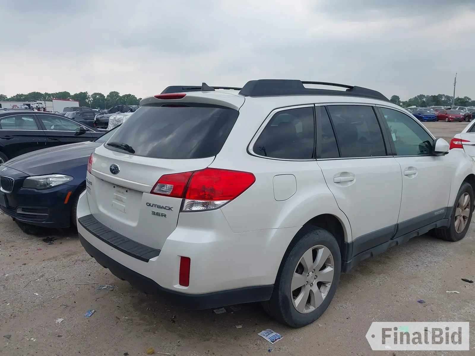 2011 Subaru Outback Limited Power Moon