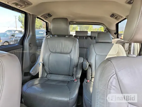 2009 Toyota Sienna XLE Limited
