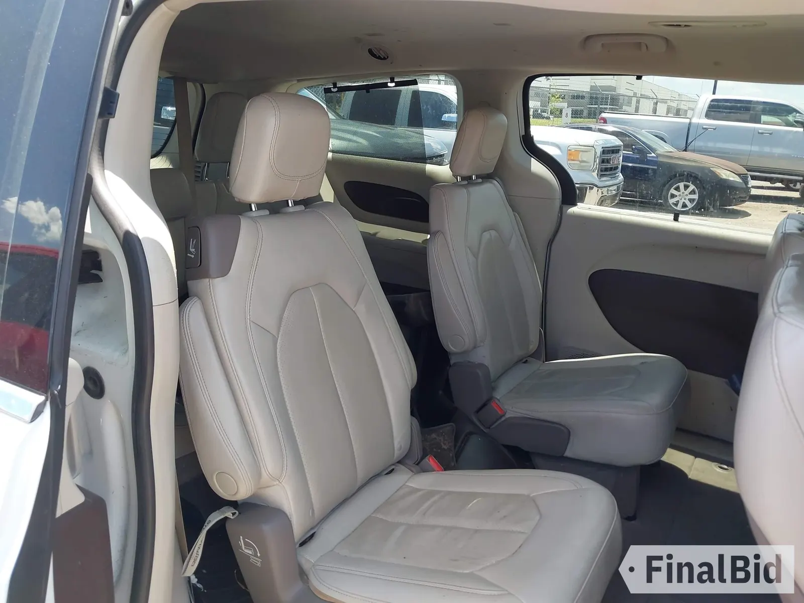 2020 Chrysler Pacifica Touring L