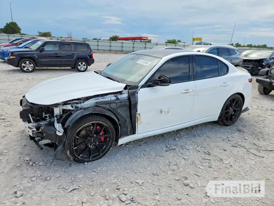 2021 Alfa Romeo Giulia Ti Sport