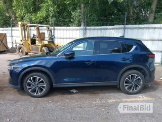 2022 Mazda CX-5 S Premium