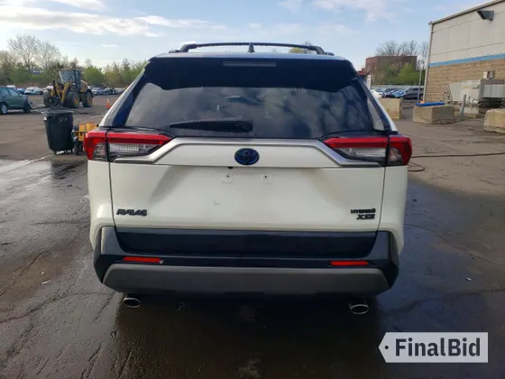 2020 Toyota RAV4 Hybrid XSE