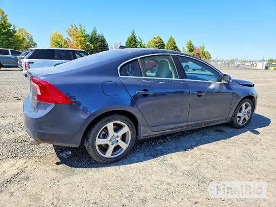 2013 Volvo S60 T5 Premier