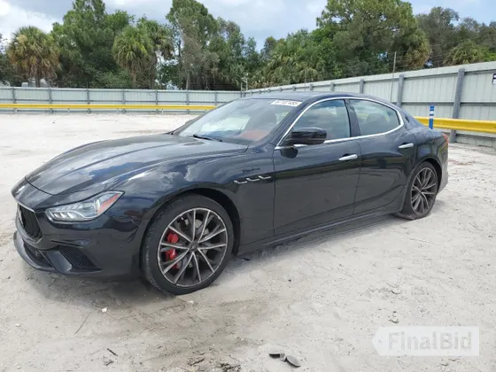 2022 Maserati Ghibli Modena