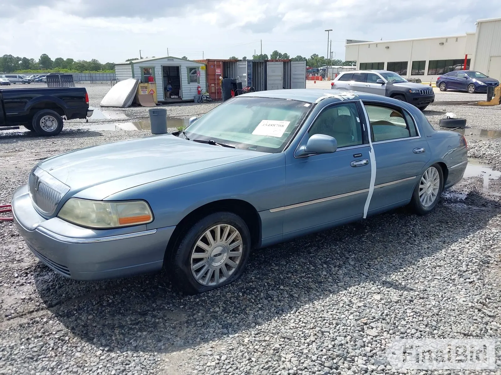 2004 Lincoln Town Car Signature