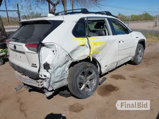 2021 Toyota RAV4 Hybrid XLE Premium