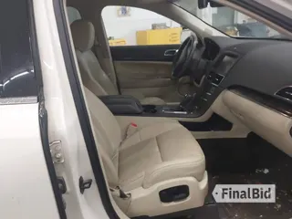 2014 Lincoln MKT EcoBoost