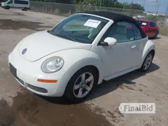 2007 Volkswagen Beetle Triple White