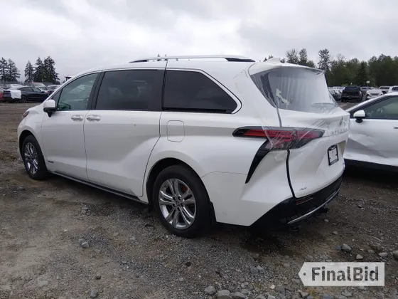 2021 Toyota Sienna Platinum