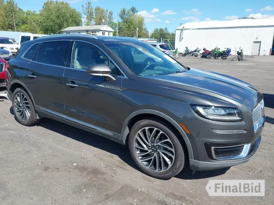 2019 Lincoln Nautilus Reserve