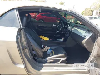 2005 Ford Mustang GT Deluxe