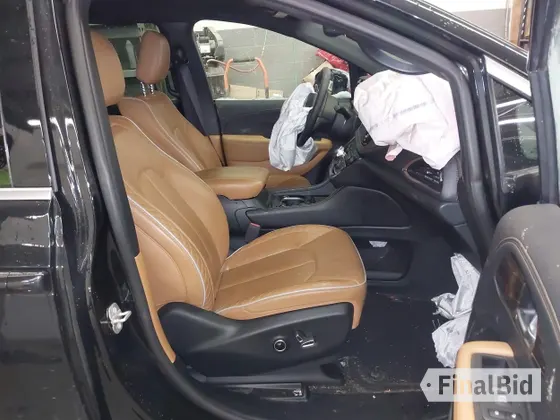 2023 Chrysler Pacifica Hybrid Pinnacle