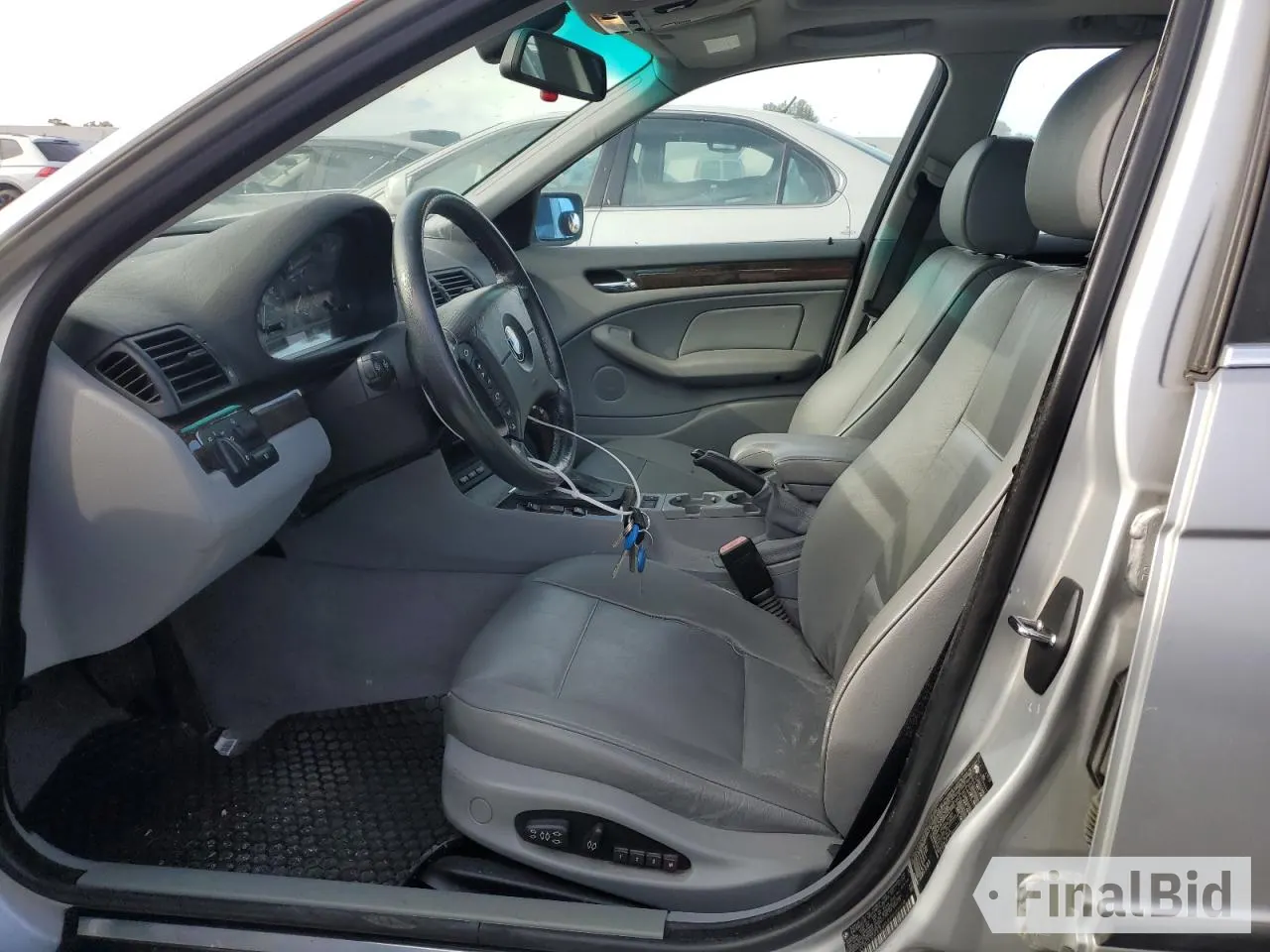2003 BMW 3 Series 325xi