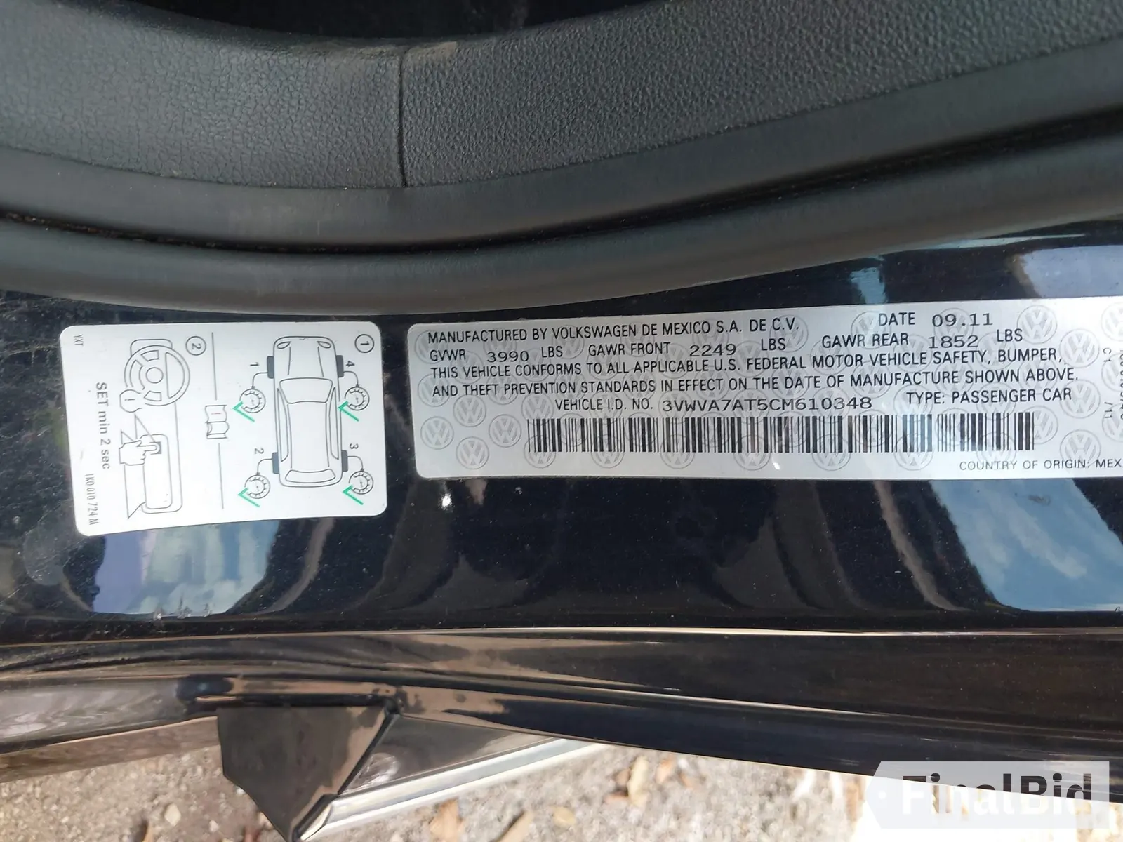 2012 Volkswagen Beetle Turbo