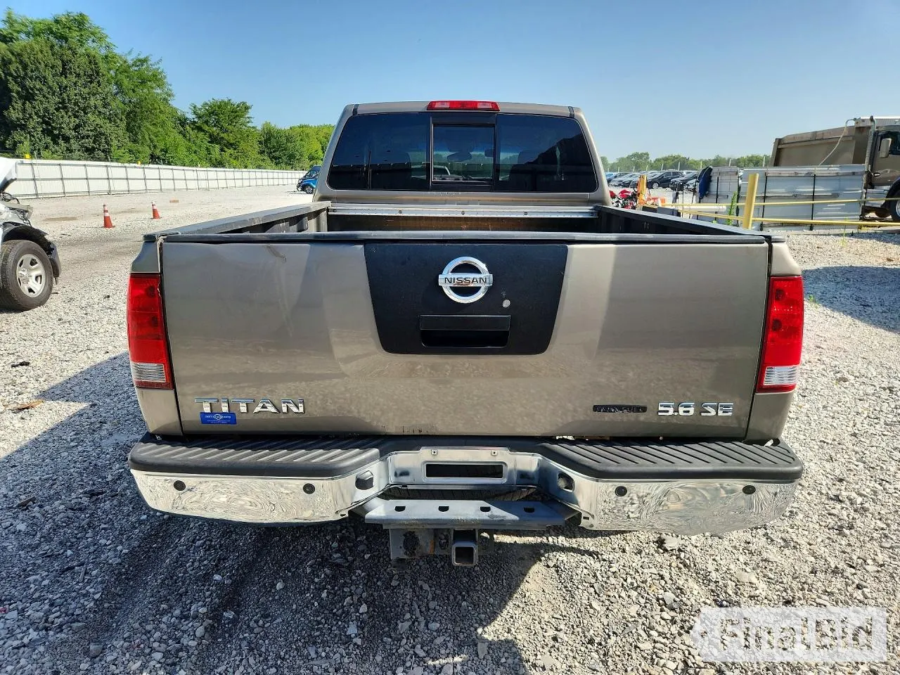 2009 Nissan Titan LE