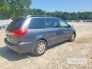 2008 Toyota Sienna XLE