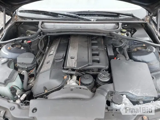 2003 BMW 3 Series 325xi