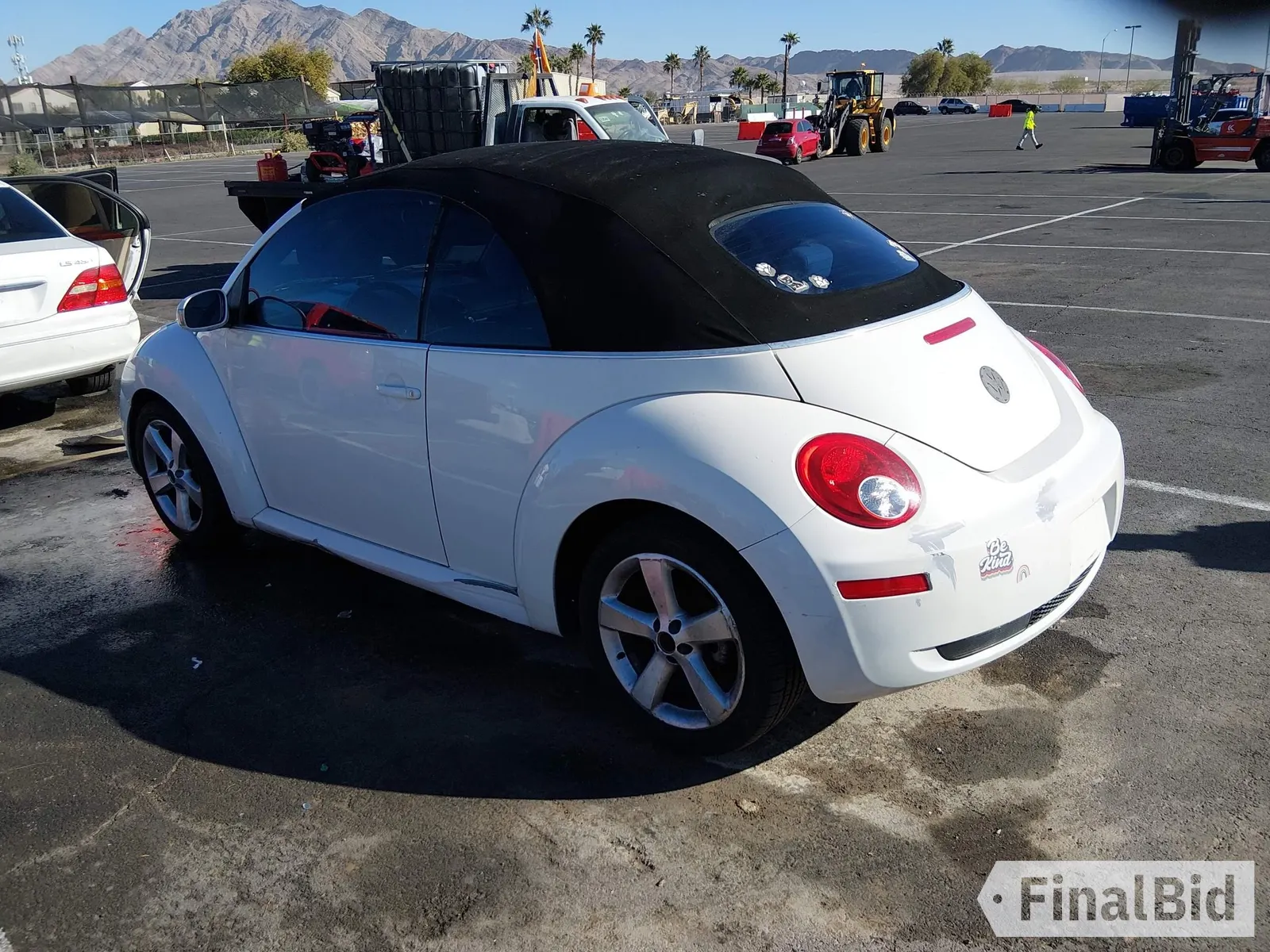 2007 Volkswagen Beetle Triple White