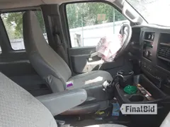 2020 Chevrolet Express Passenger LT