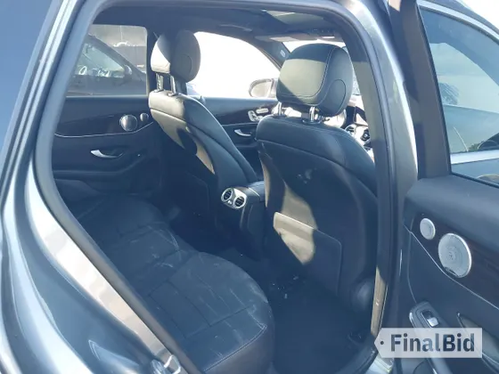 2017 Mercedes-Benz GLC 300