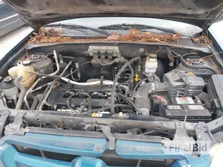2005 Mazda Tribute i