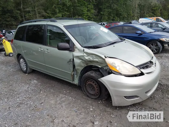2009 Toyota Sienna LE