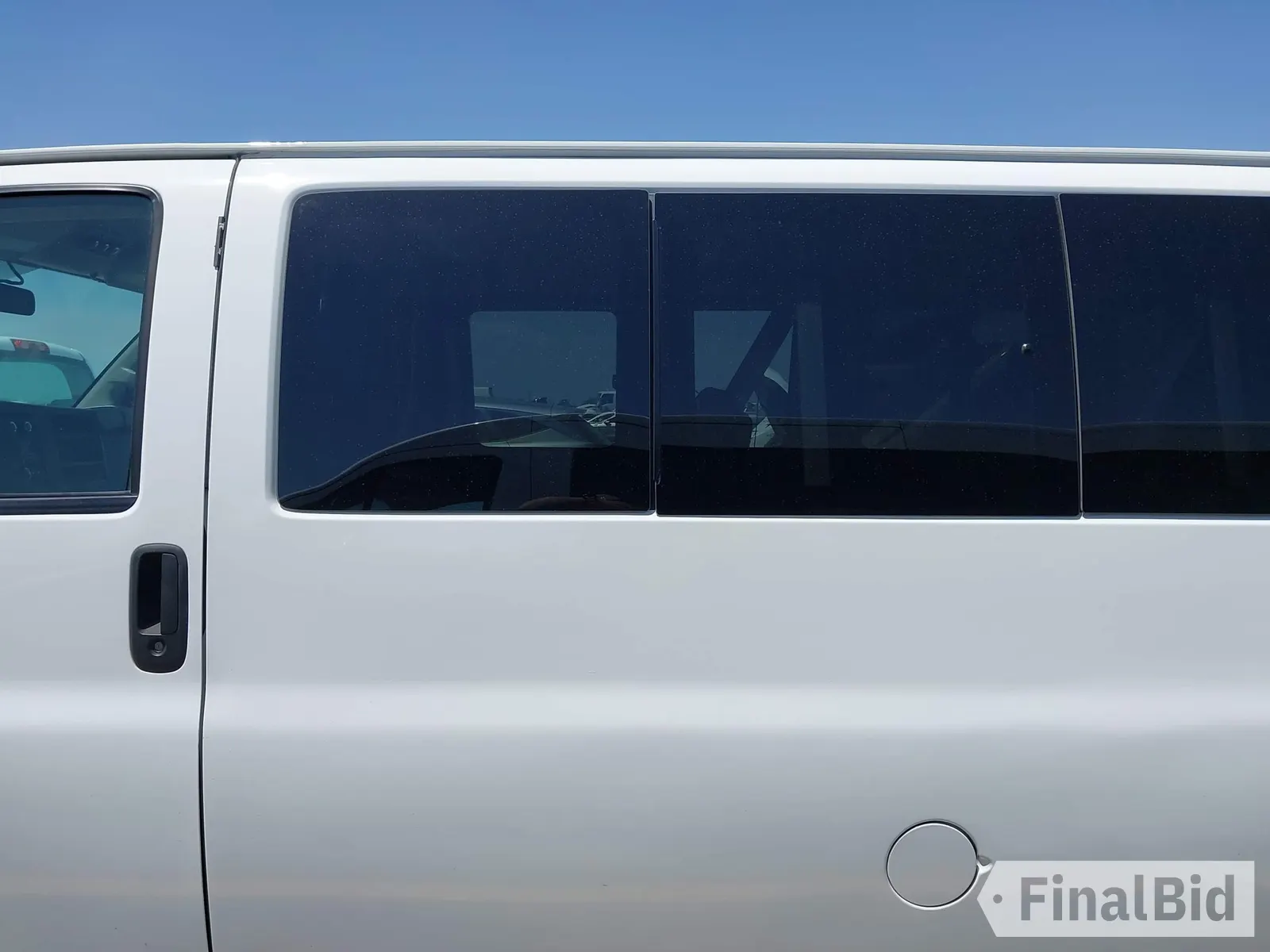 2024 Chevrolet Express Passenger LS
