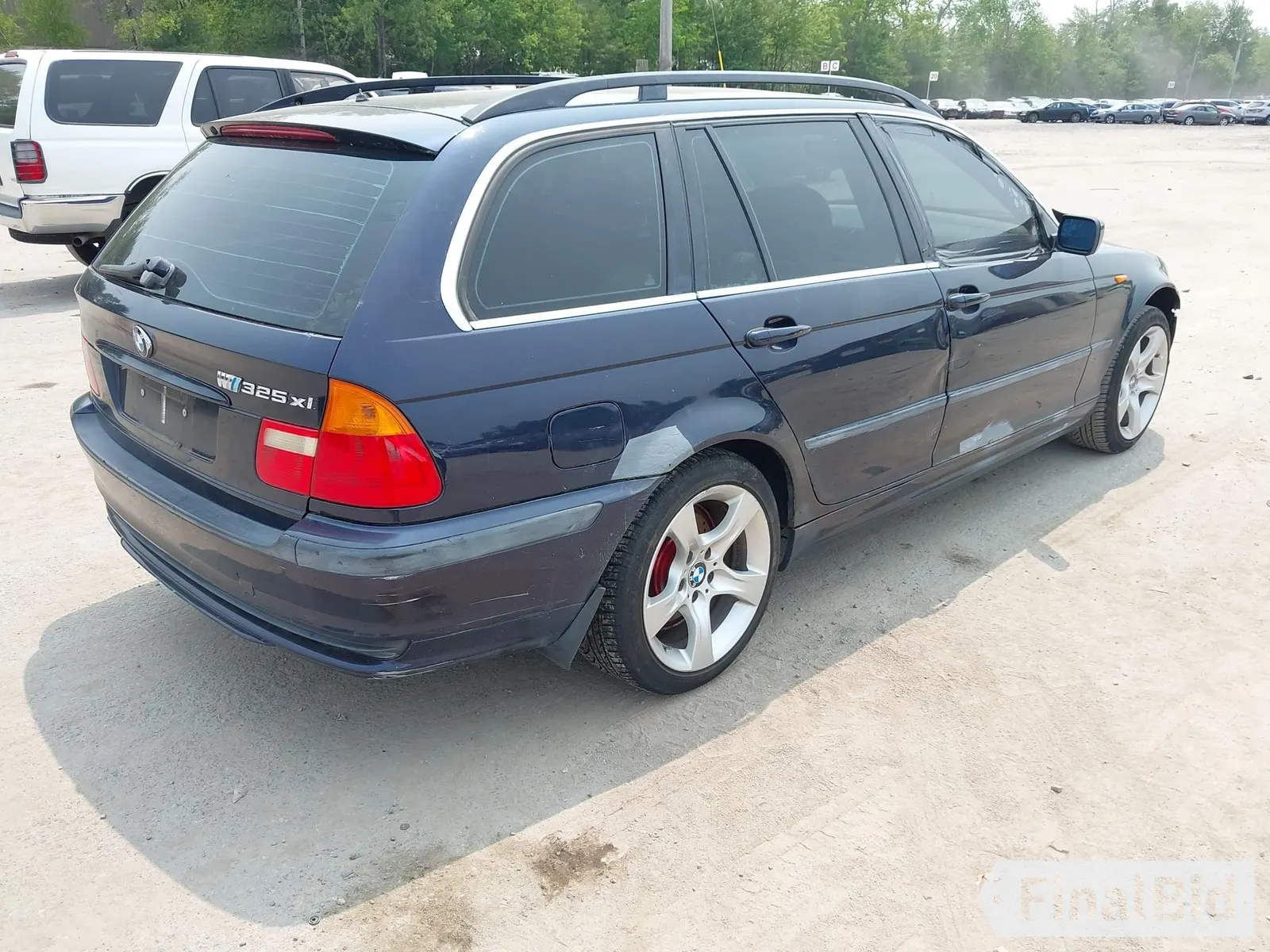 2003 BMW 3 Series 325xi