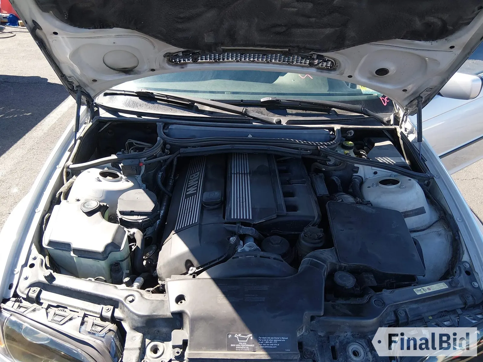 2004 BMW 3 Series 330xi