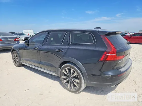 2021 Volvo V60