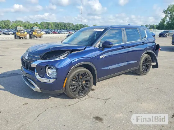 2024 Mitsubishi Outlander SE