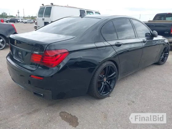 2013 BMW 7 Series 740i
