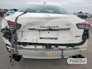 2022 Maserati Ghibli