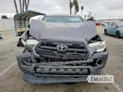 2017 Toyota Tacoma SR