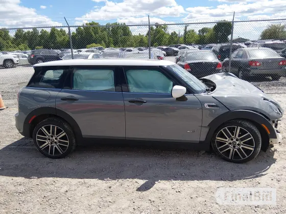 2022 MINI Clubman Cooper S