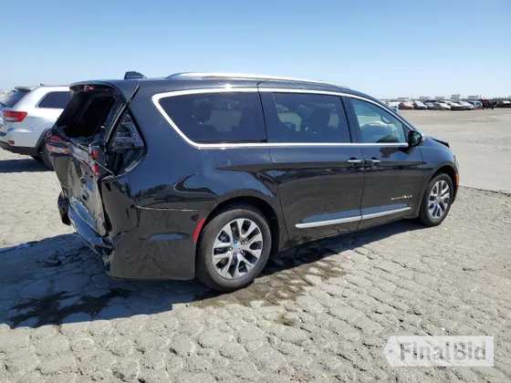 2023 Chrysler Pacifica Hybrid Pinnacle